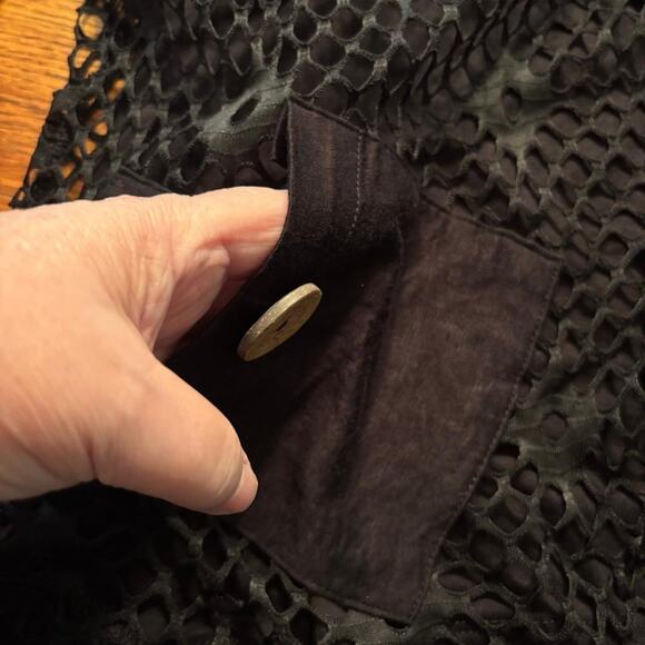 Onque Casual Top Black w/Mesh overlay Women's Size L Wild Things Whimsygoth NWT - Picture 6 of 10